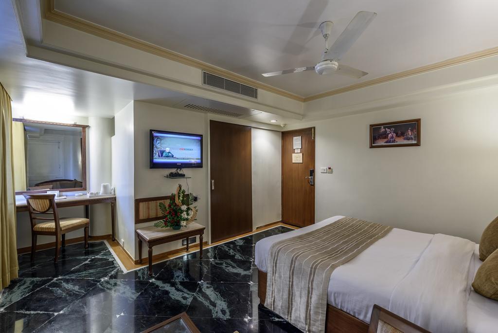 Comfort Inn President Near Ahmedabad Junction Station Esterno foto