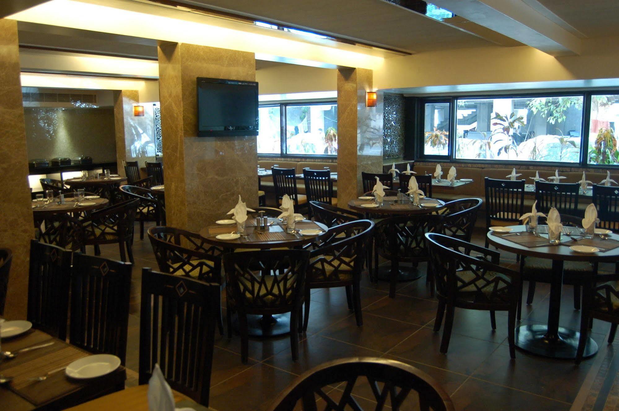 Comfort Inn President Near Ahmedabad Junction Station Esterno foto